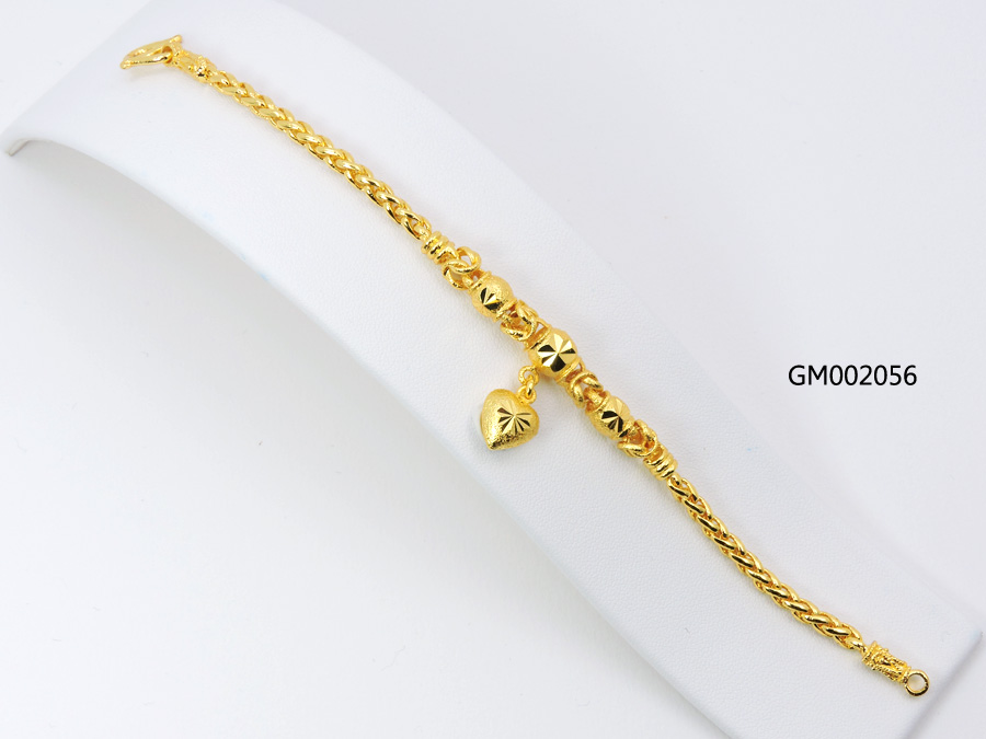 สร้อยข้อมือหางกระรอกมีนาจี้หัวใจ 1บาท Gm002056100 – Buathong Jewelry