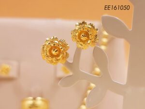 ต่างหูปักก้านดอกคาร์เนชั่นทอง (12 mm)